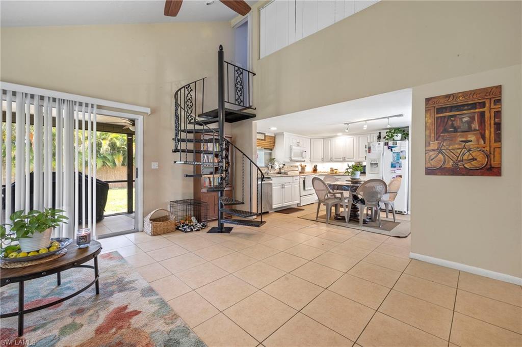 157 Crown DR