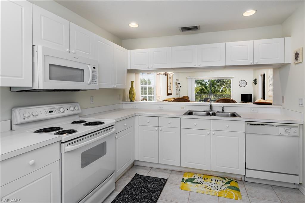 3475 Lake Shore DR # 121