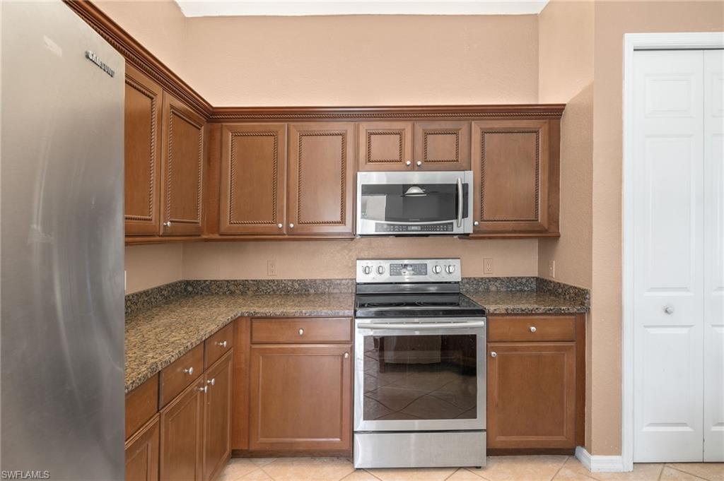 24310 Stillwell PKWY