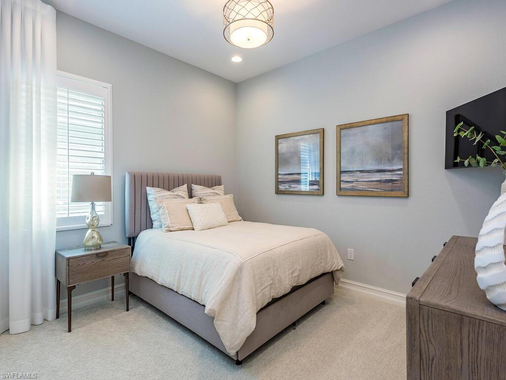 6197 MEGANS BAY DR