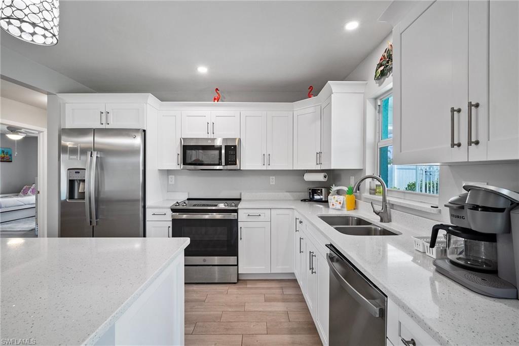 48 1st ST