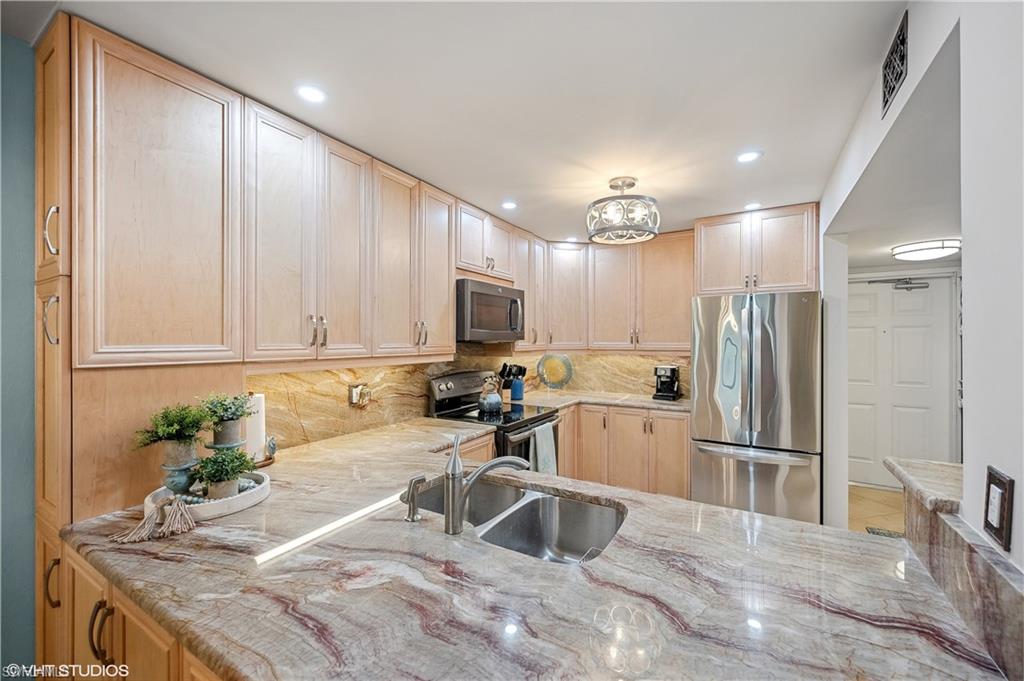 26000 Hickory BLVD # 604