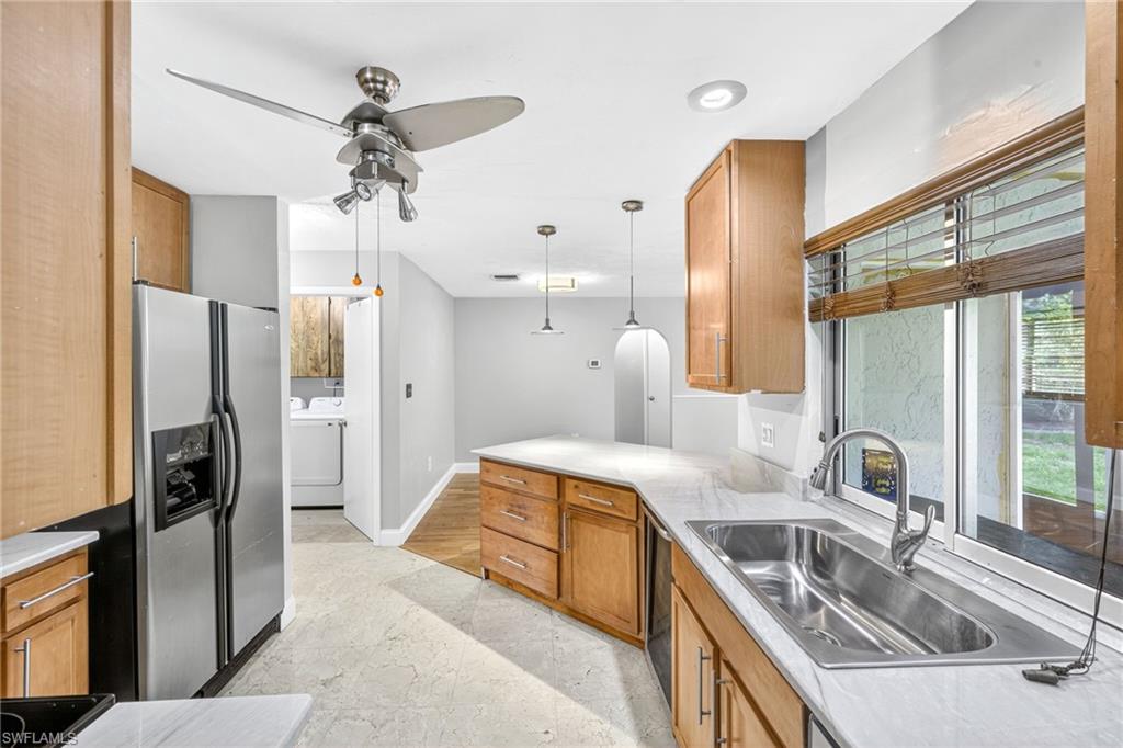541 Landmark DR