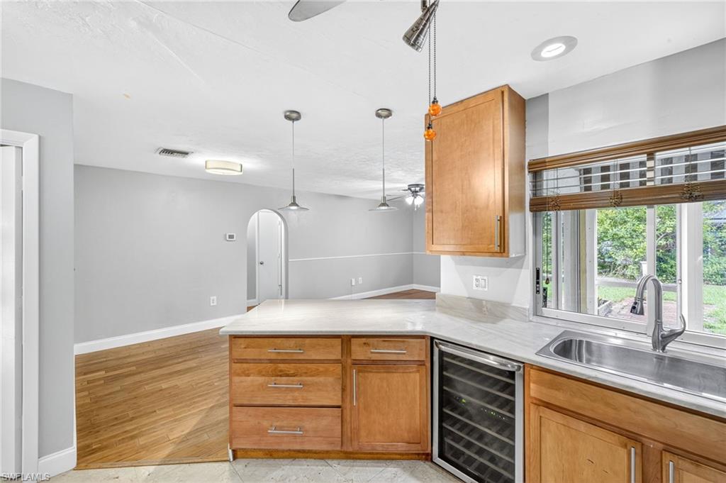 541 Landmark DR