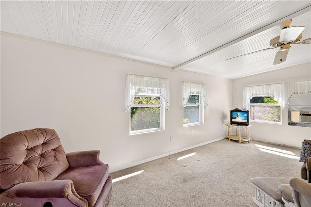 26244 Squire LN