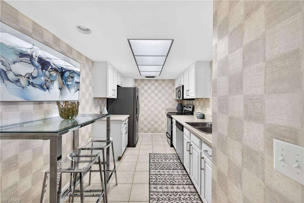 17 Bluebill AVE # 702