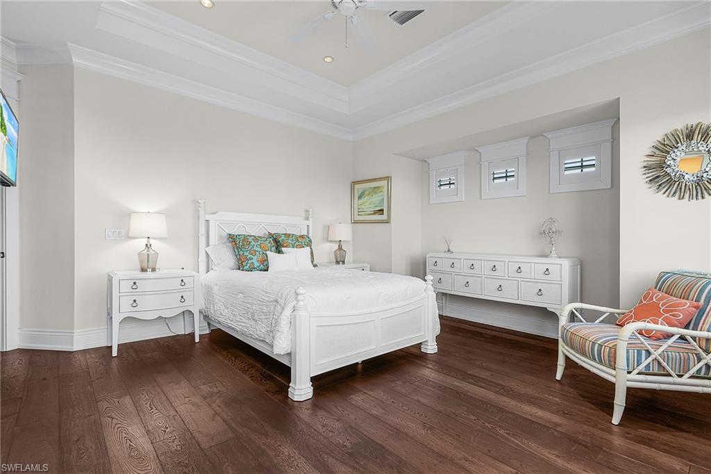 5801 Cape Hickory CT