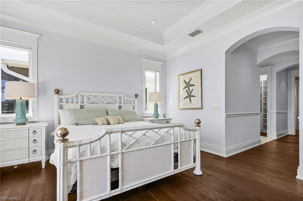 5801 Cape Hickory CT