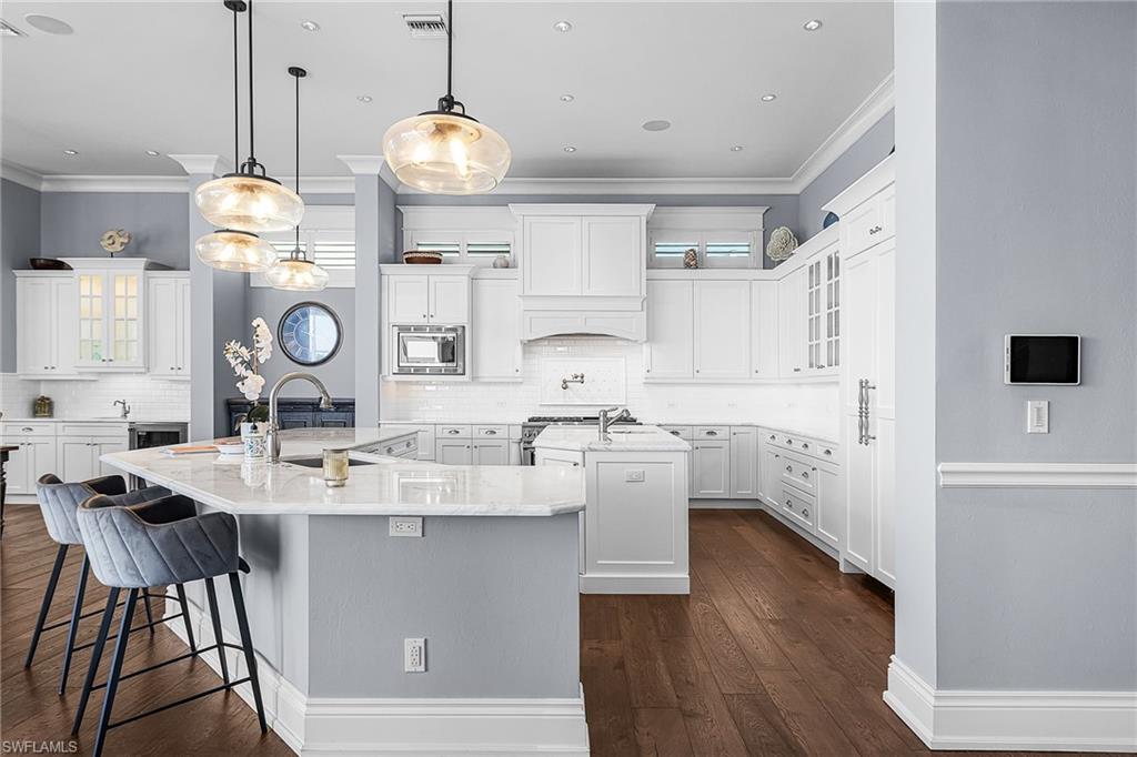 5801 Cape Hickory CT