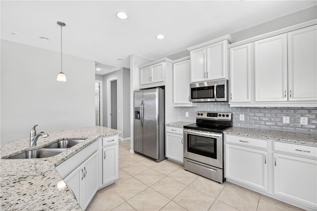 11301 Monte Carlo BLVD # 201