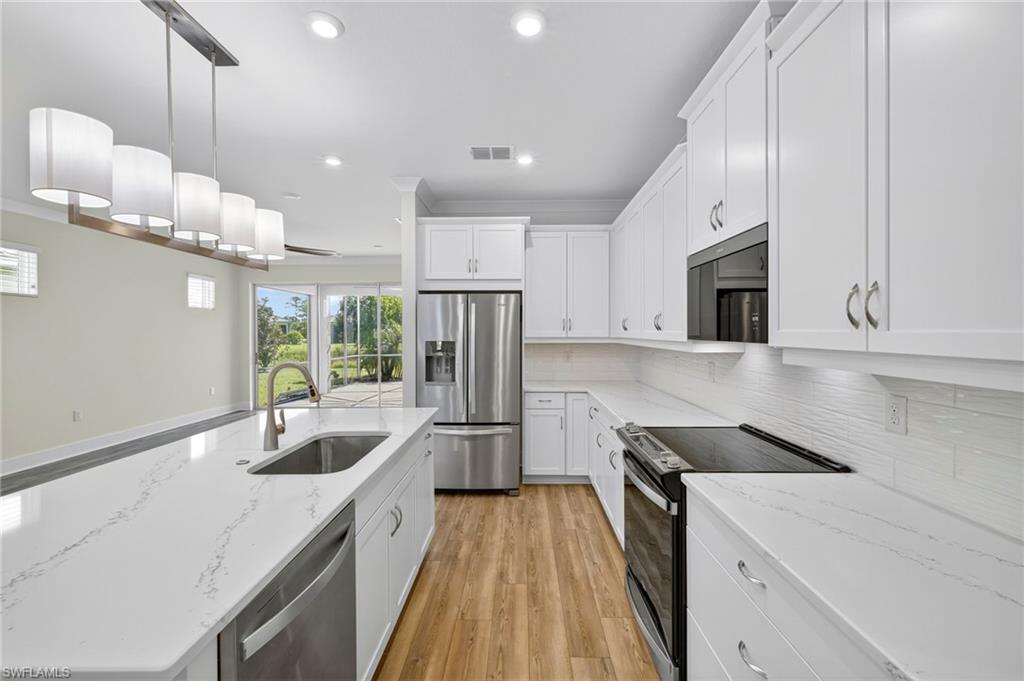 10279 Bonavie Cove DR