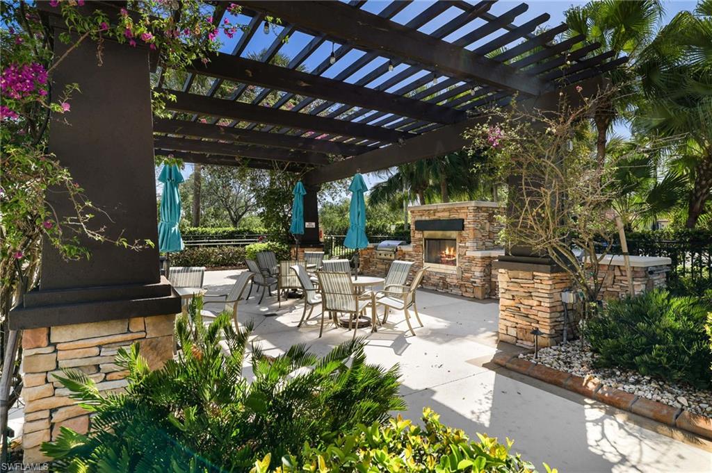 10085 Avalon Lake CIR