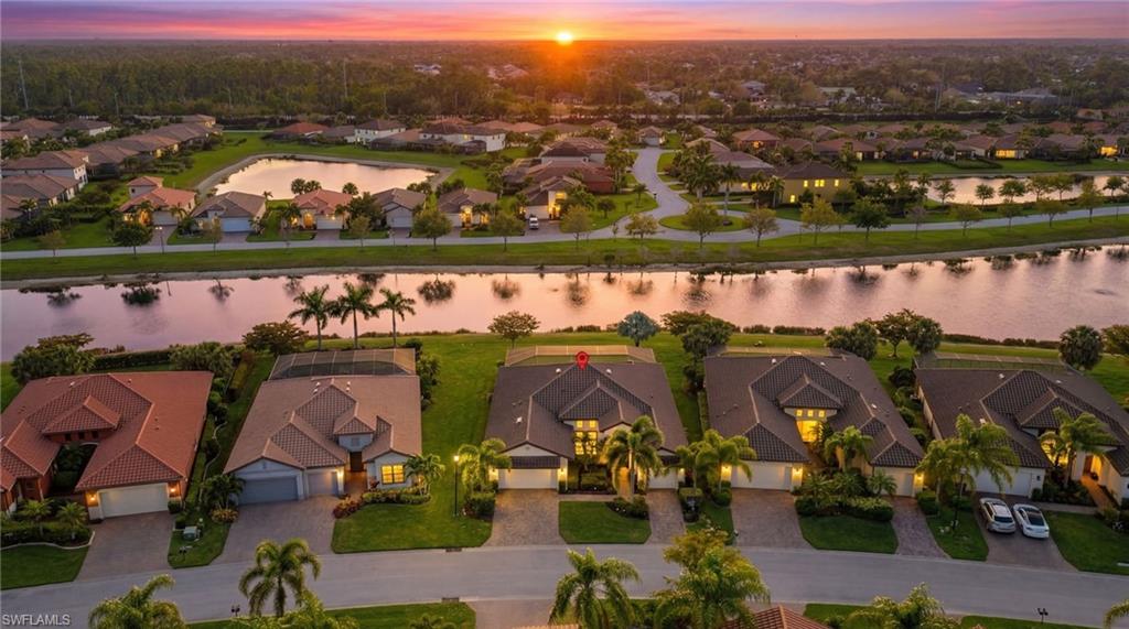 10085 Avalon Lake CIR