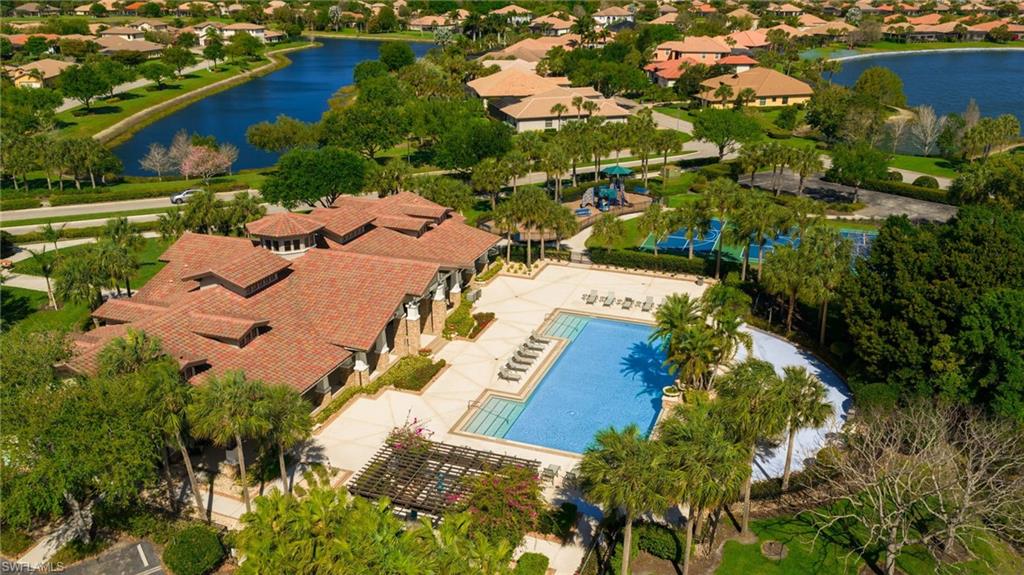 10085 Avalon Lake CIR