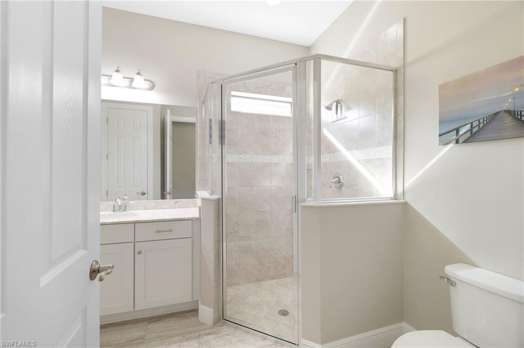 10085 Avalon Lake CIR