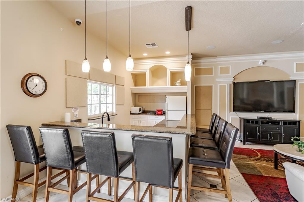 27083 Matheson AVE 208