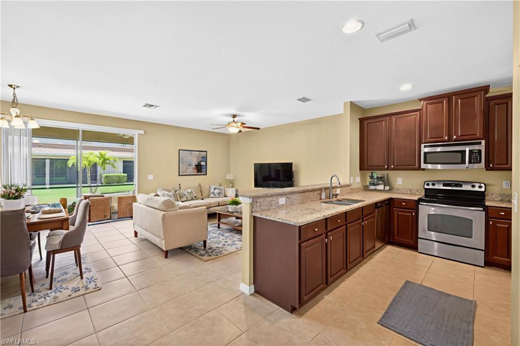 3806 Clearbrook LN
