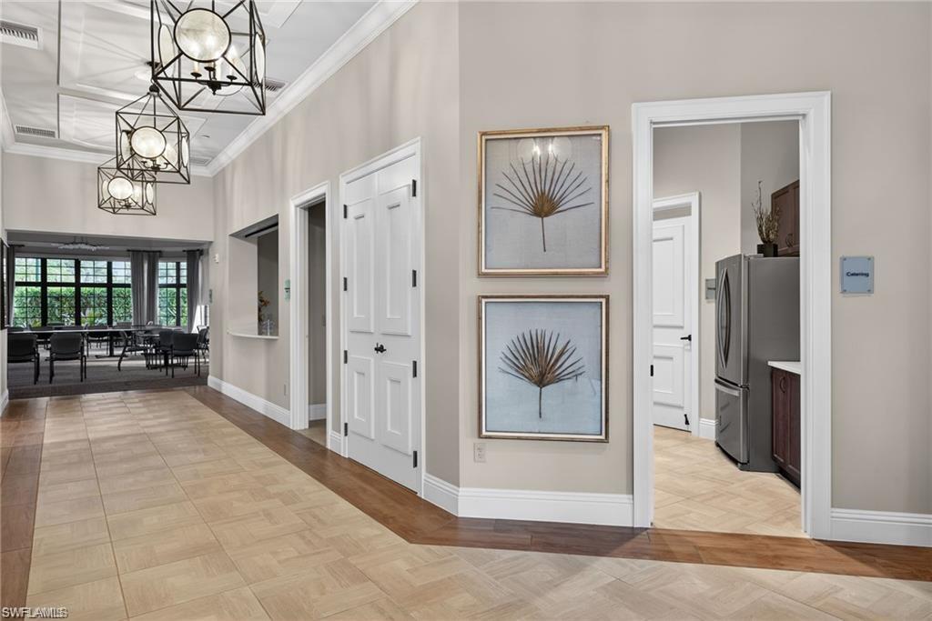 9452 Foxglove LN