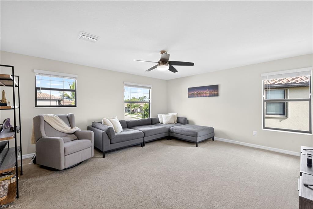 9452 Foxglove LN
