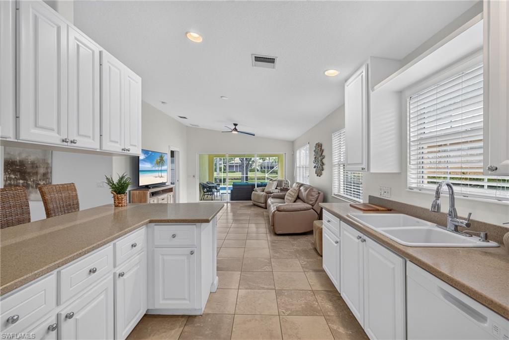 15413 Orlanda DR