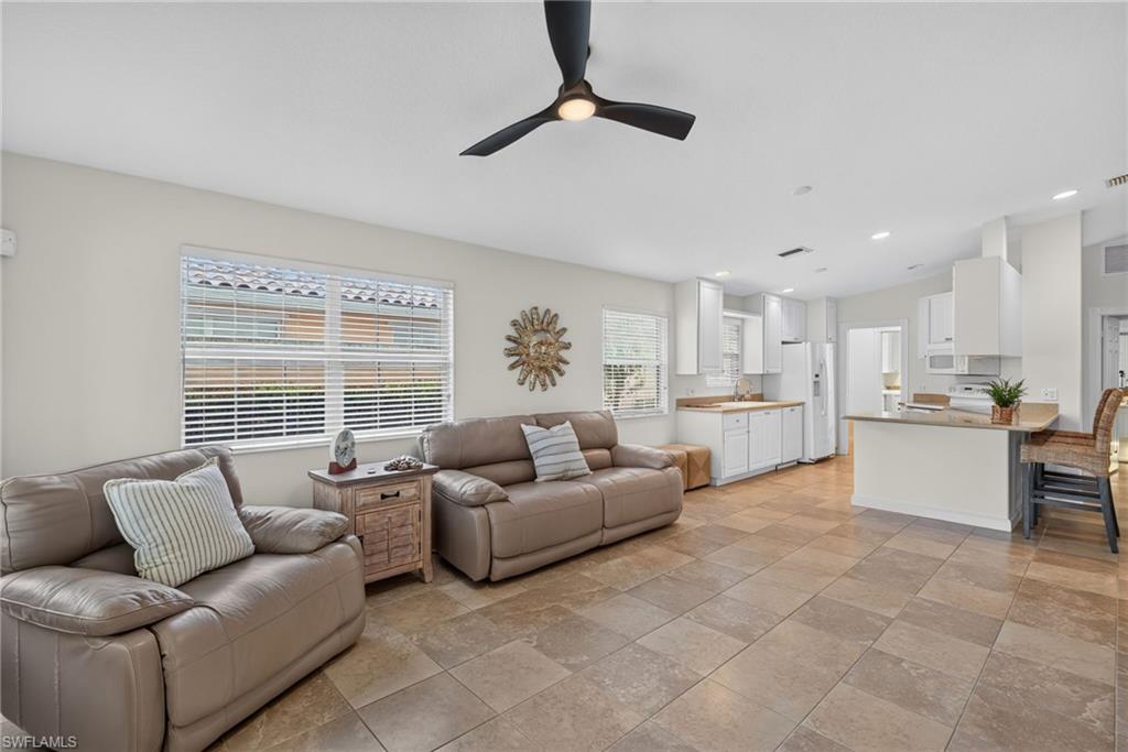 15413 Orlanda DR