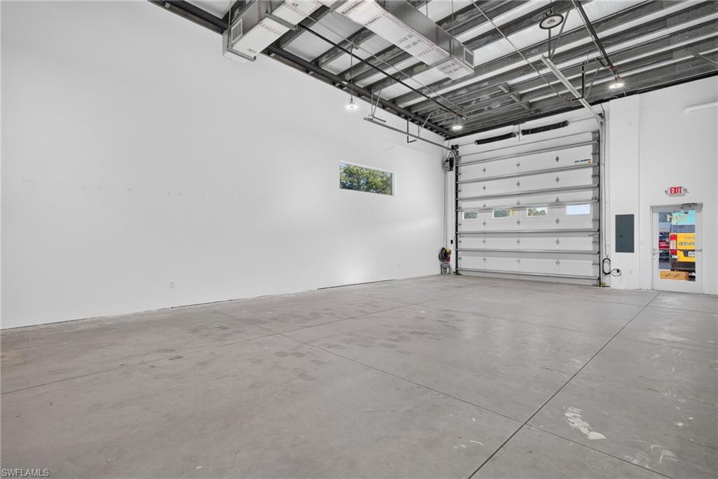 16103 Lee RD