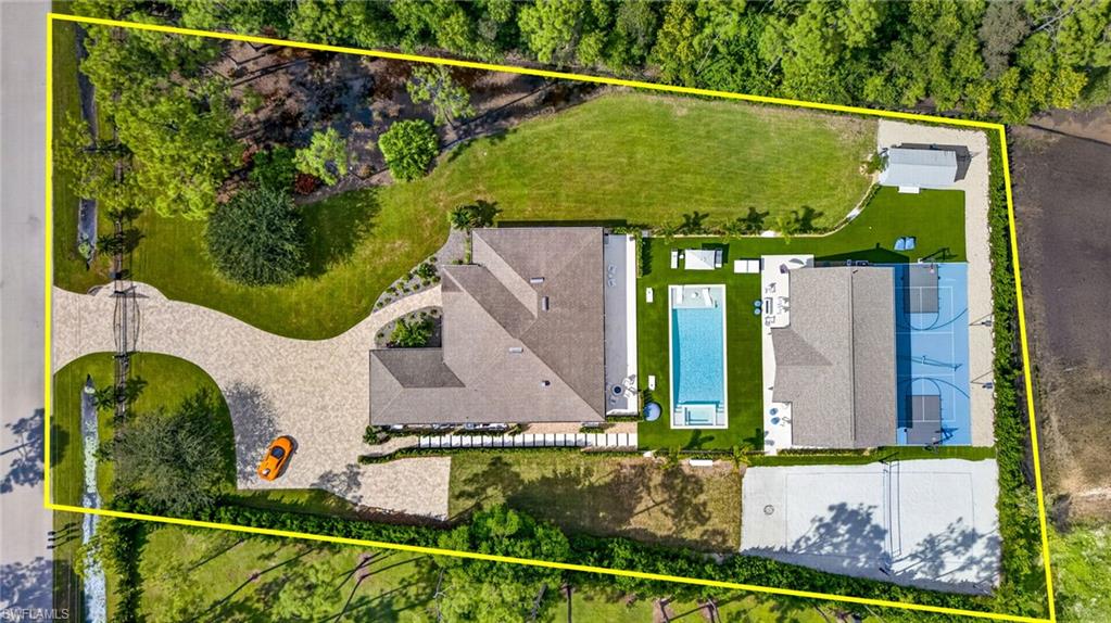 24377 Stillwell PKWY