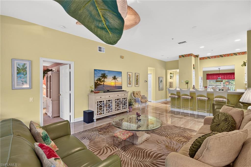 985 Tarpon Cove DR 203