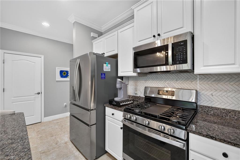 21565 Cascina DR