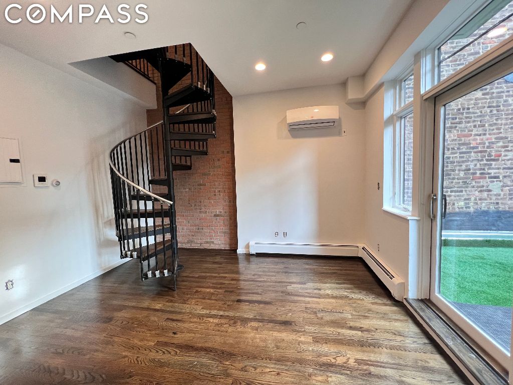 551 Lorimer Street 1
