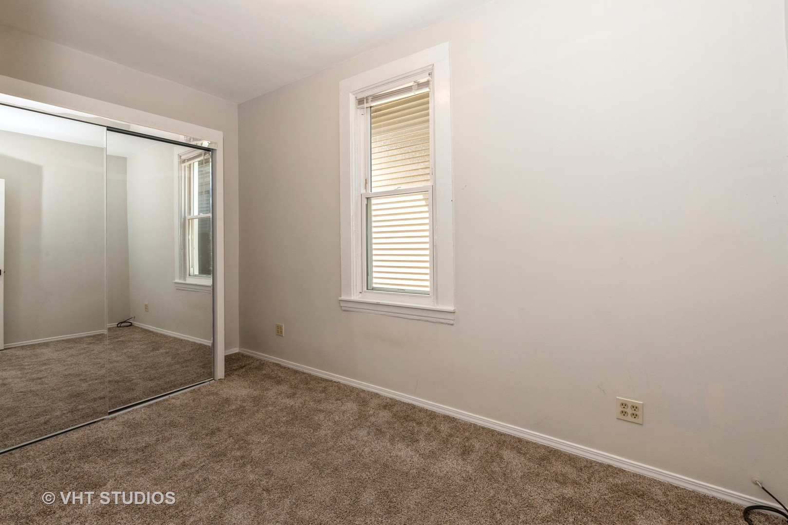 2037 W Cullerton Street Unit: 1