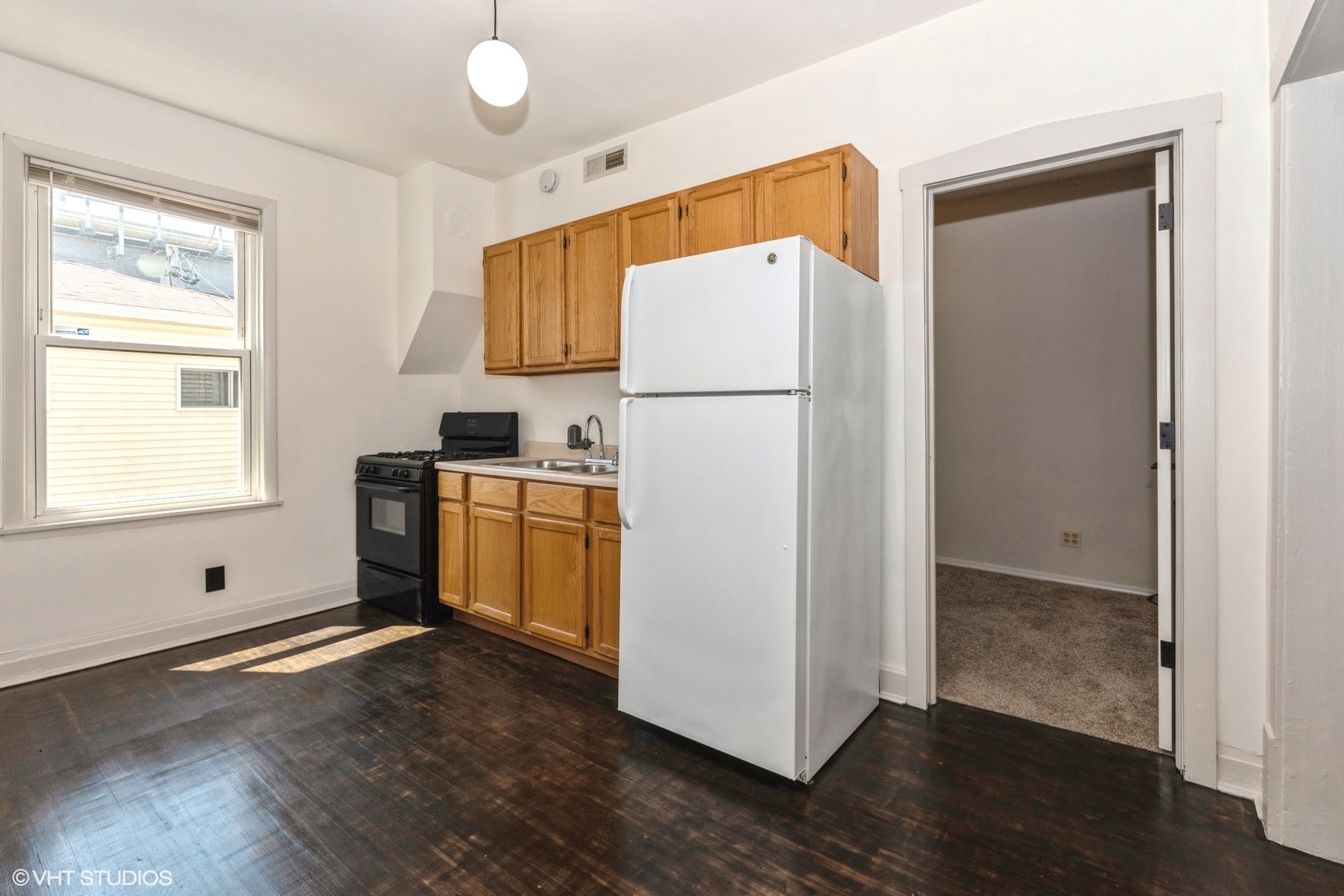 2037 W Cullerton Street Unit: 1