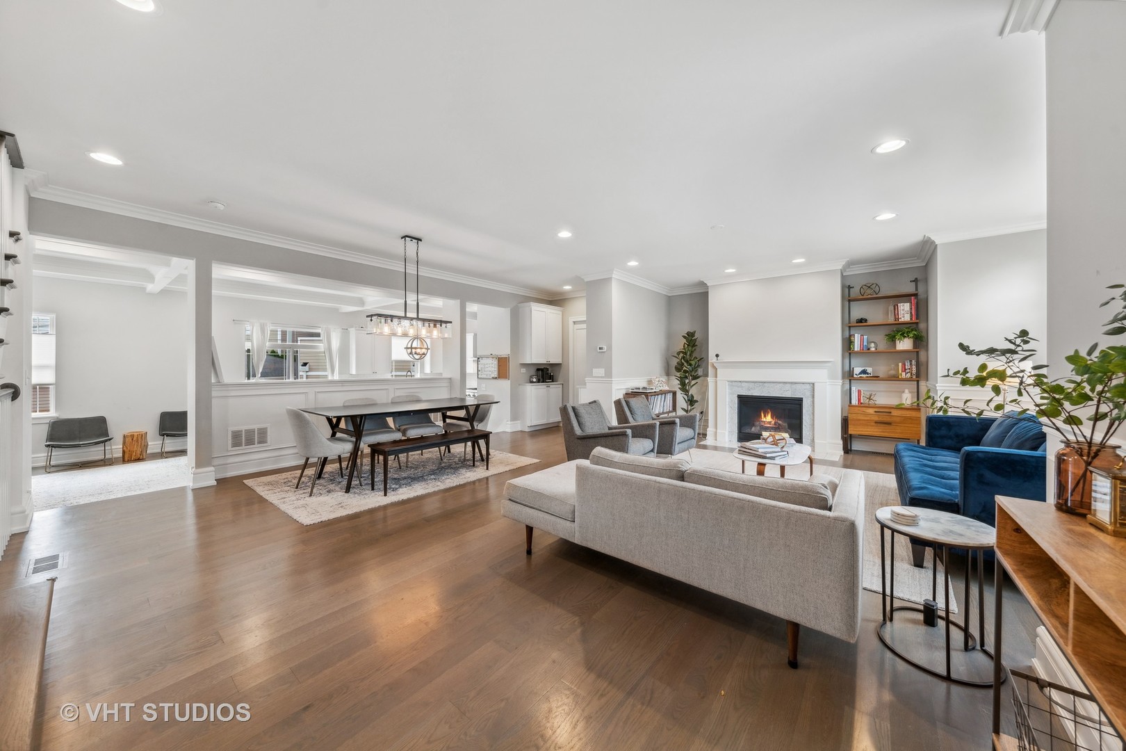 3650 N Avondale Avenue