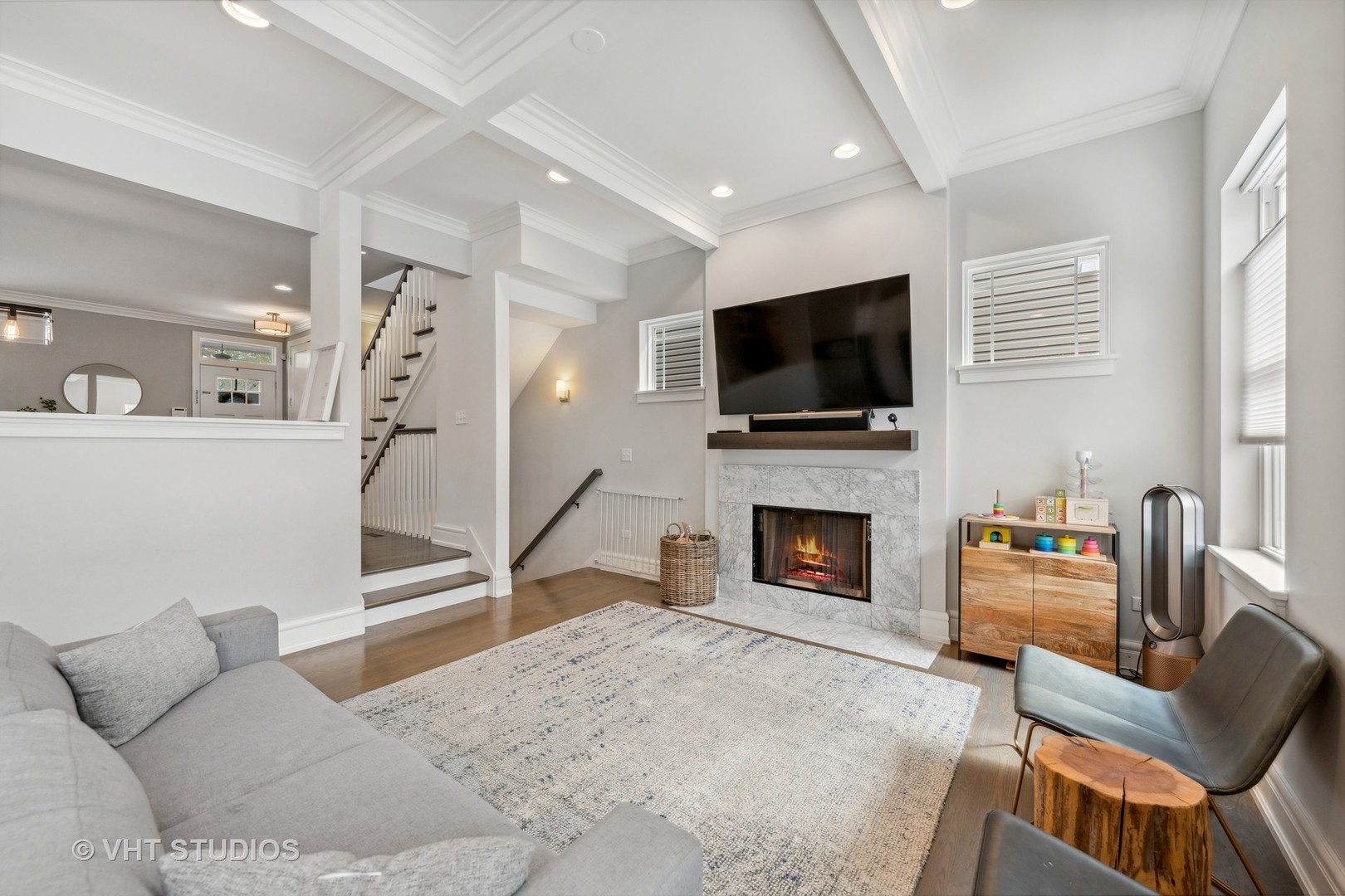 3650 N Avondale Avenue