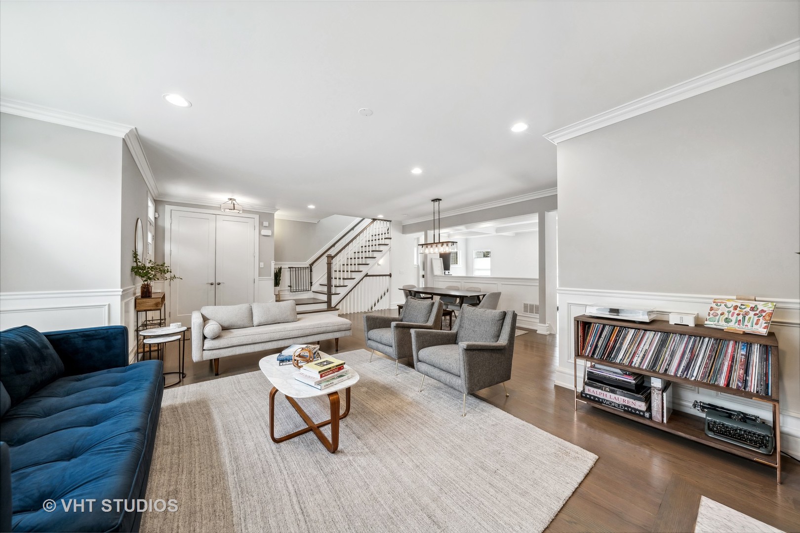 3650 N Avondale Avenue