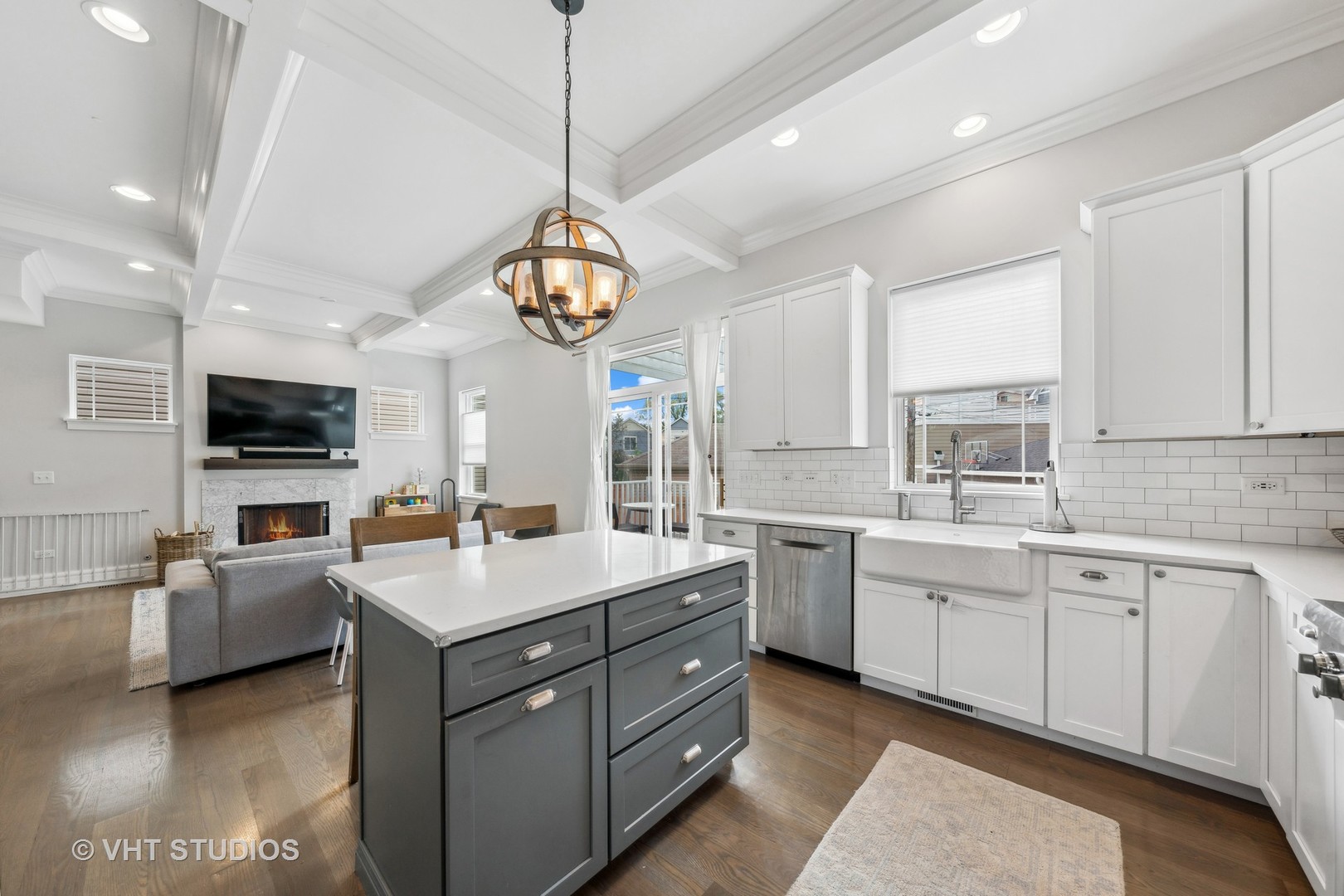 3650 N Avondale Avenue