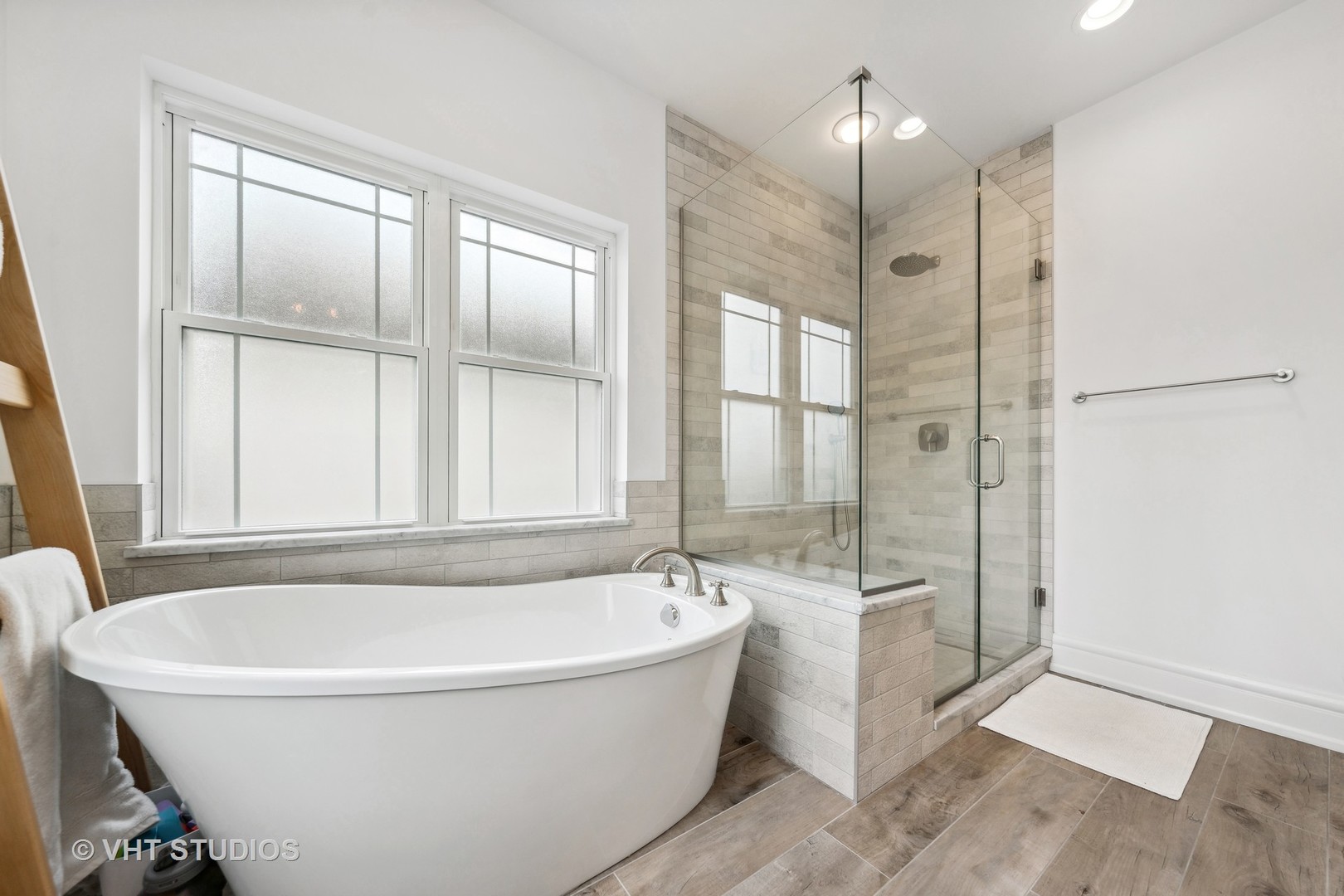 3650 N Avondale Avenue