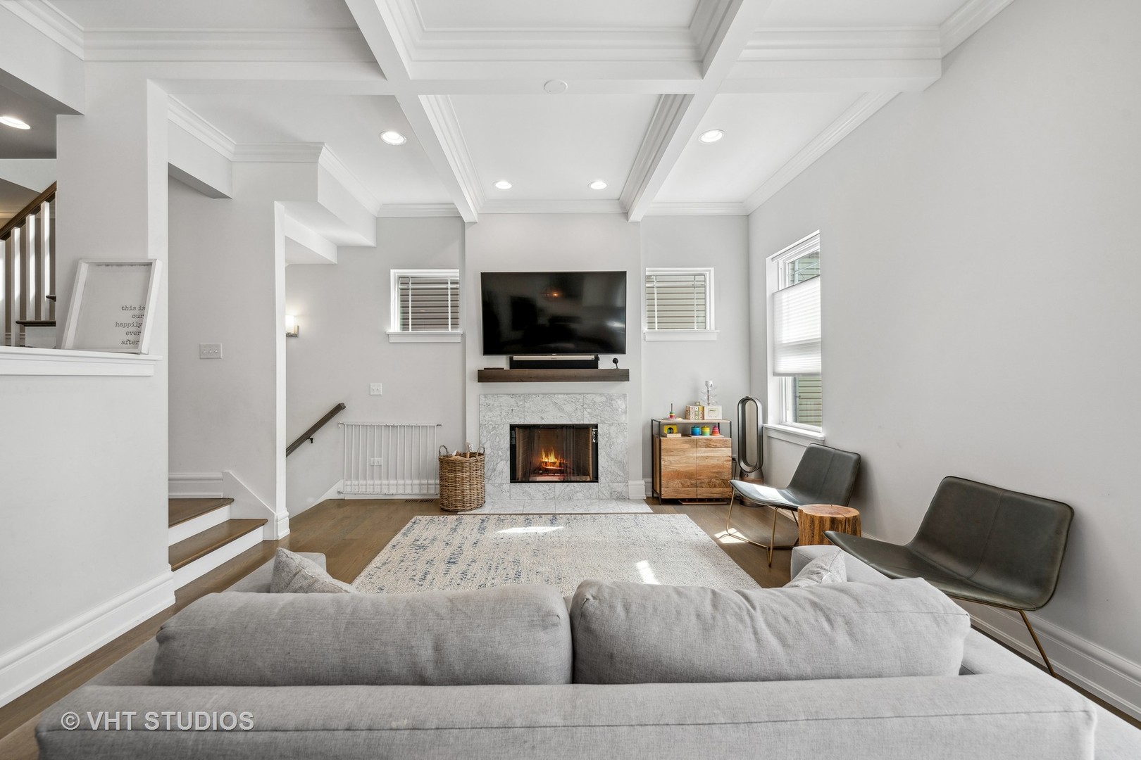 3650 N Avondale Avenue