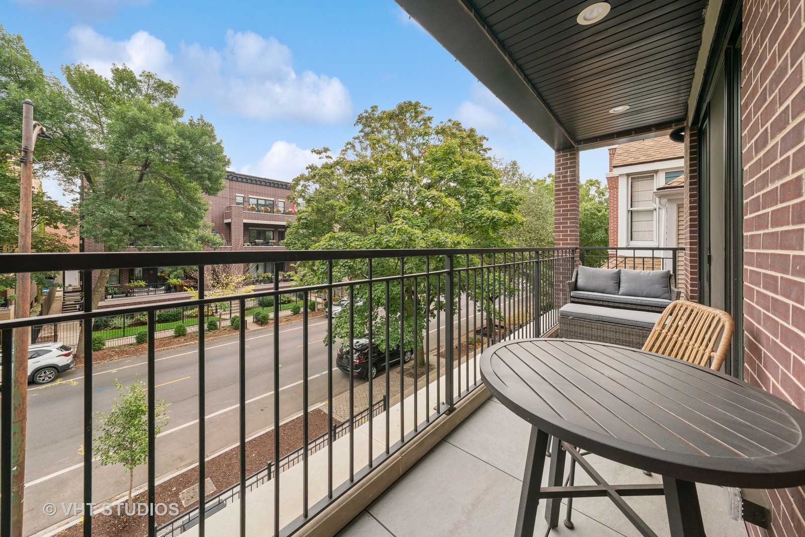 2650 N Racine Avenue Unit: 2