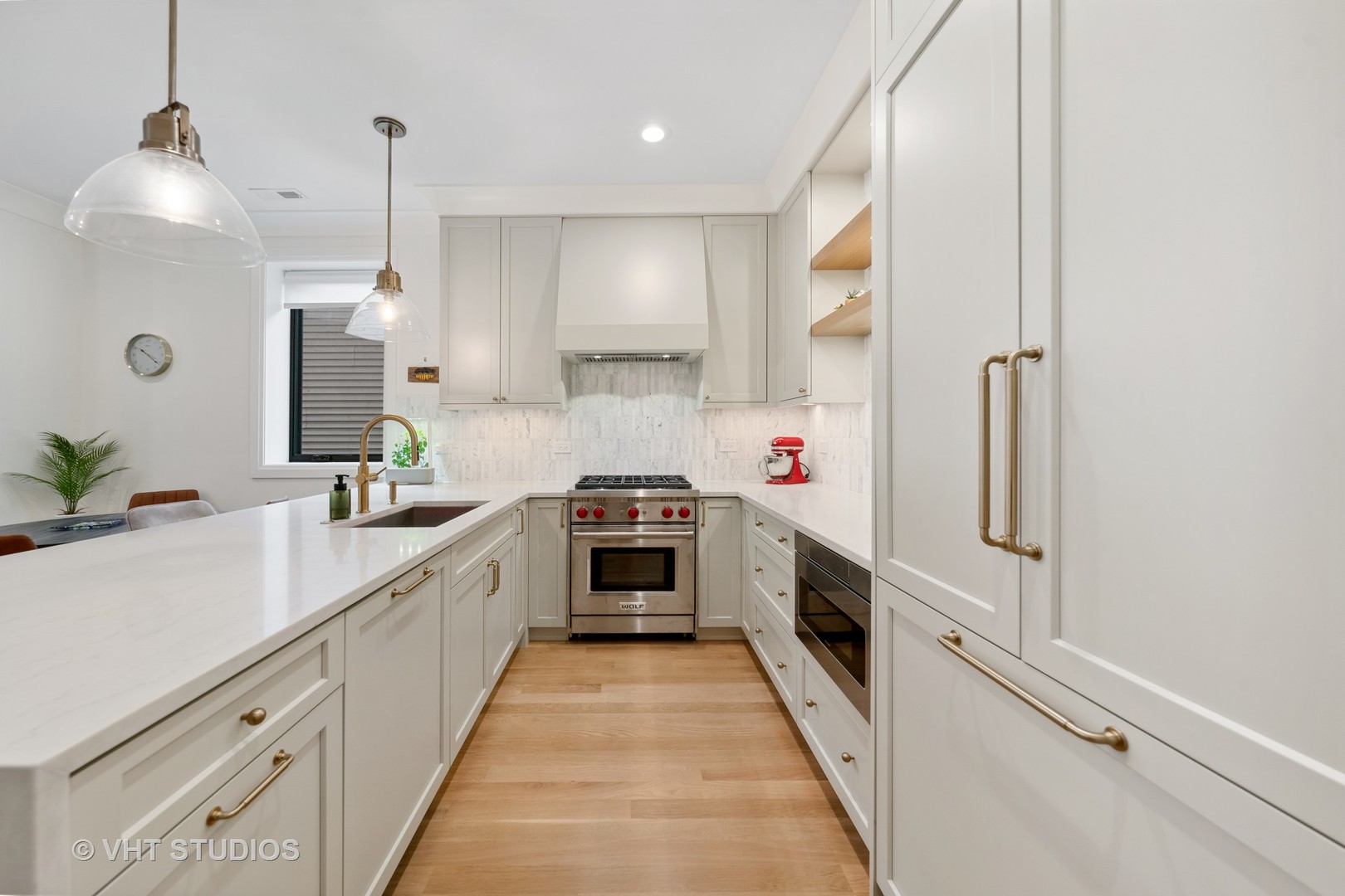 2650 N Racine Avenue Unit: 2