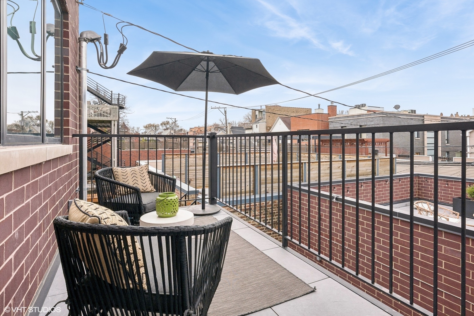 2650 N Racine Avenue Unit: 2