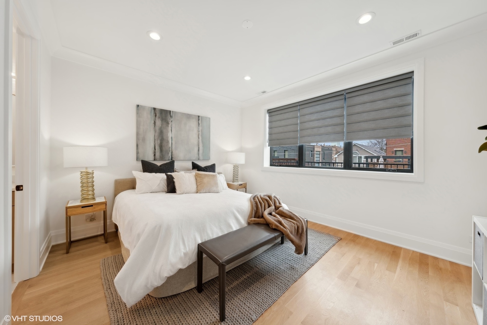 2650 N Racine Avenue Unit: 2