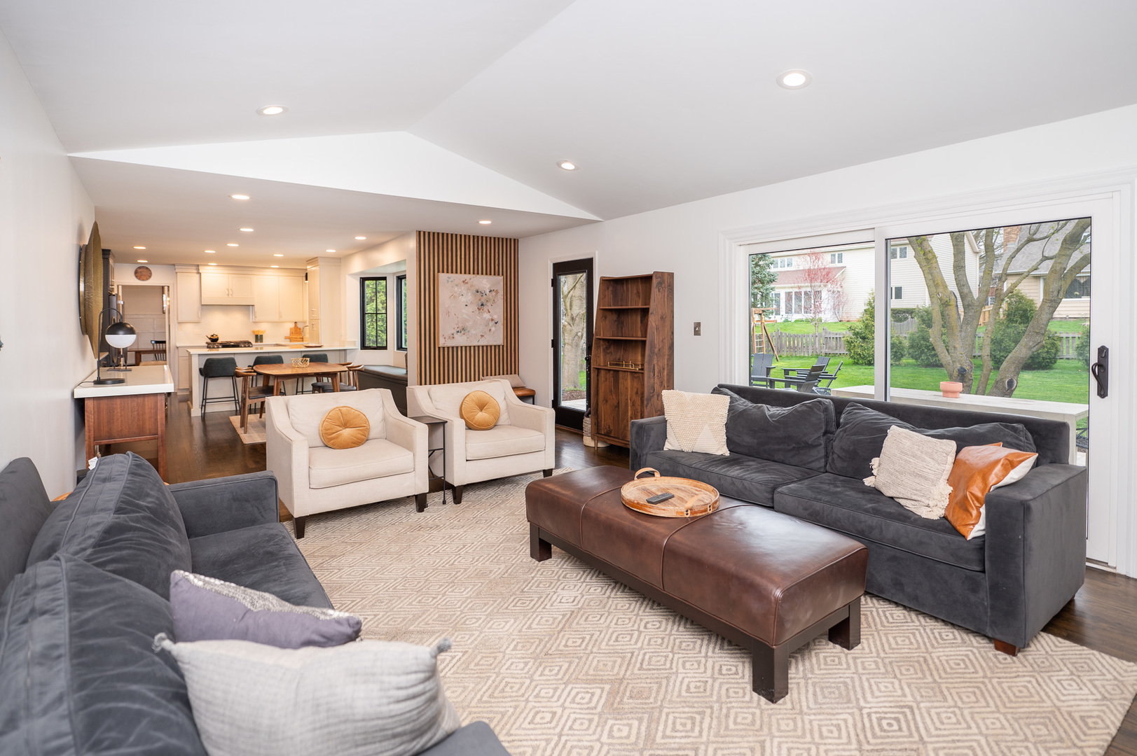 2246 REMINGTON Drive