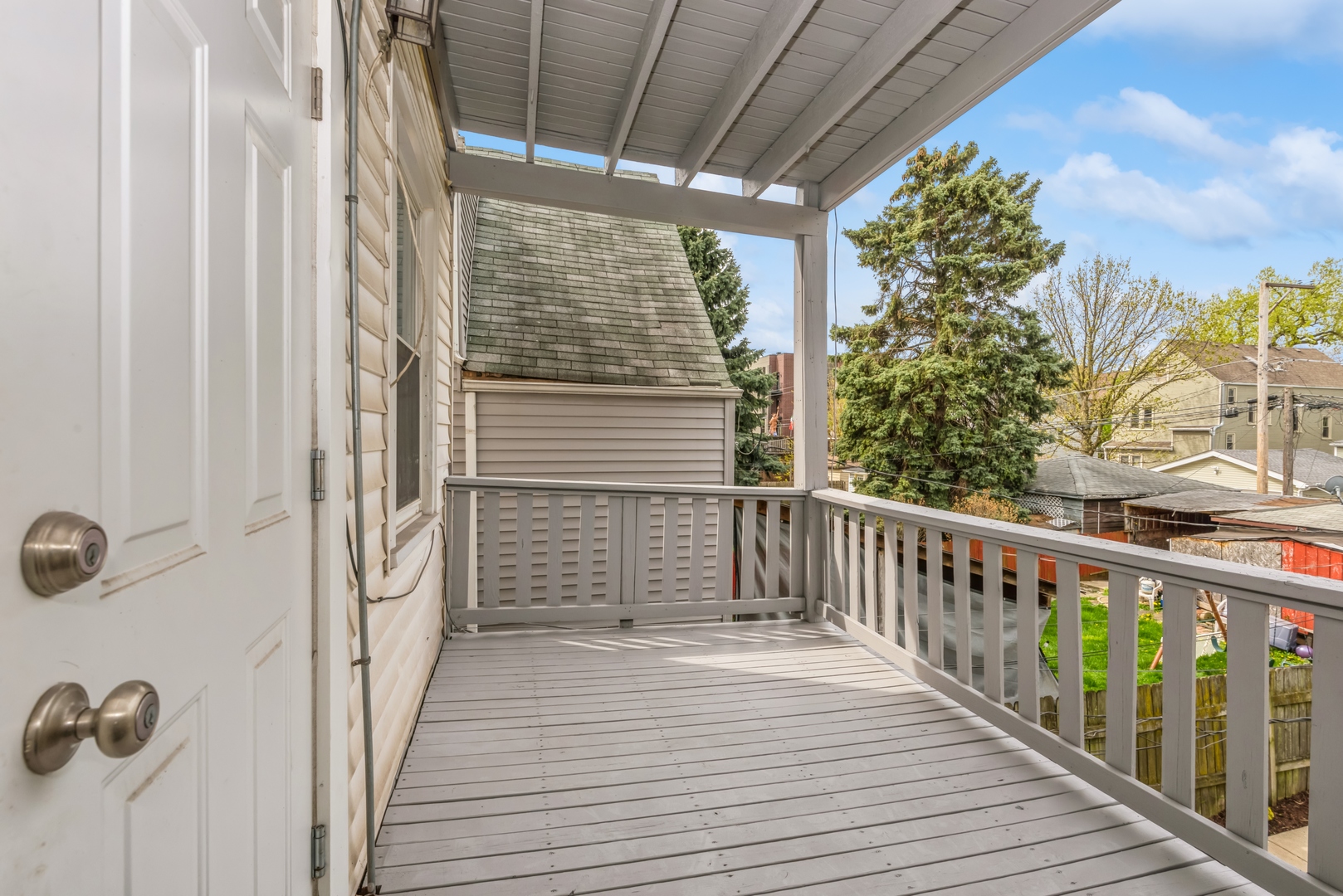 3114 N Monticello Avenue Unit: 2