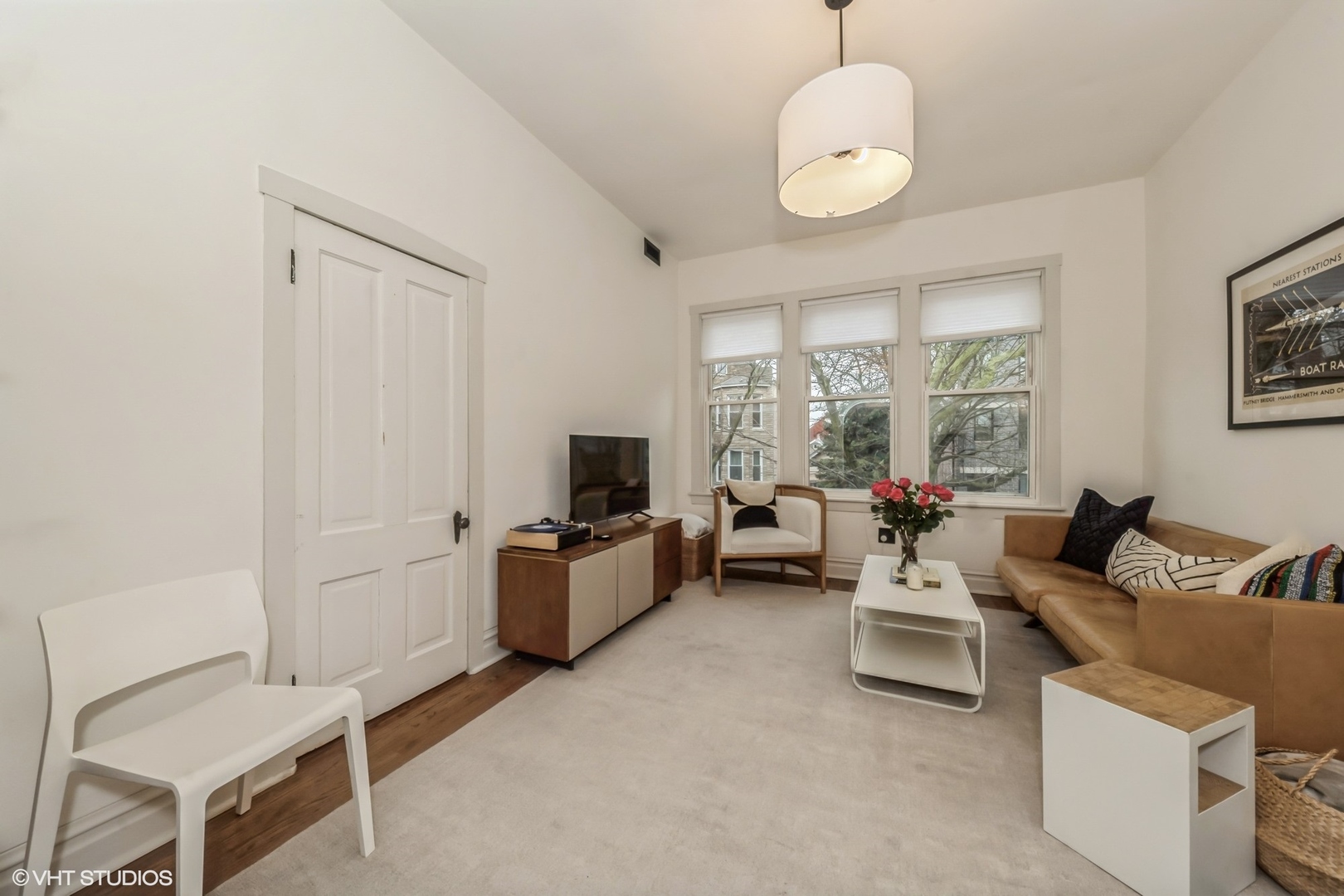 2037 W Cullerton Street Unit: 2