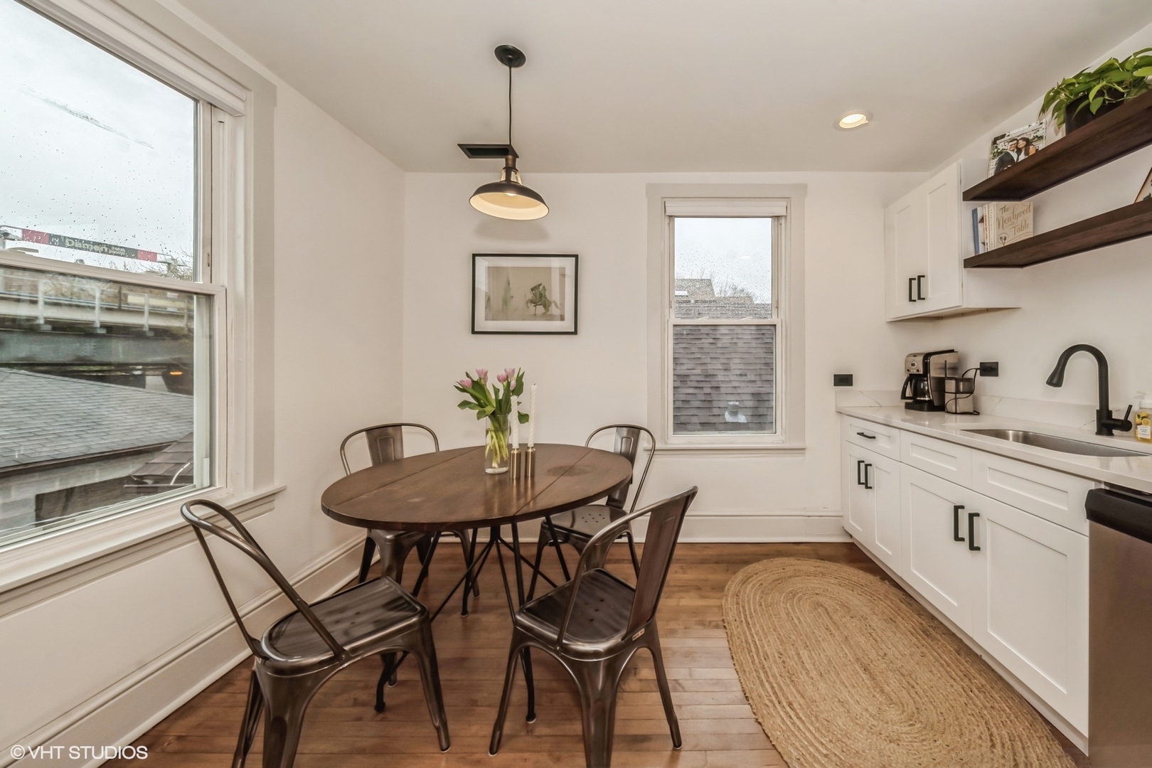 2037 W Cullerton Street Unit: 2