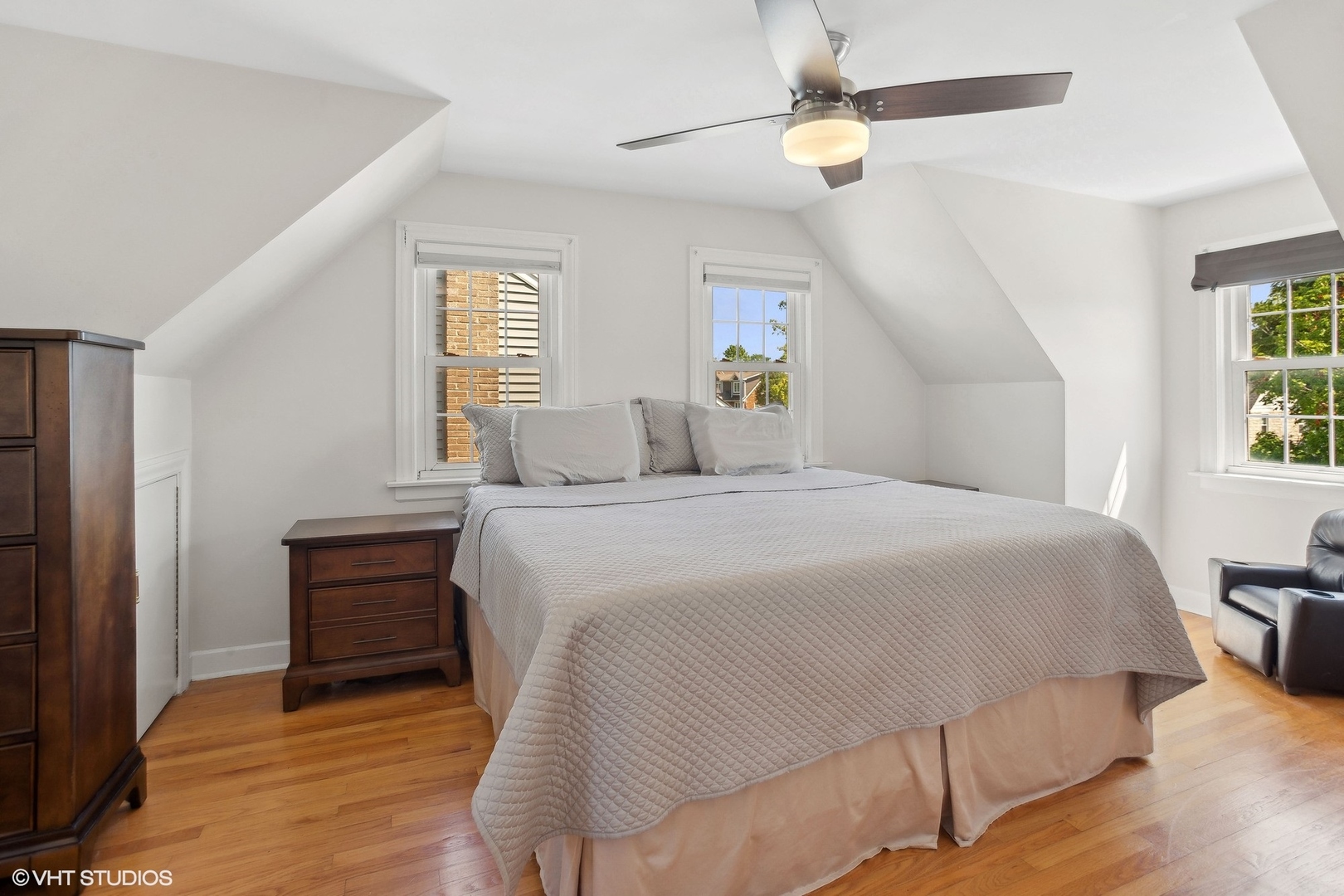 296 N Ridgeland Avenue