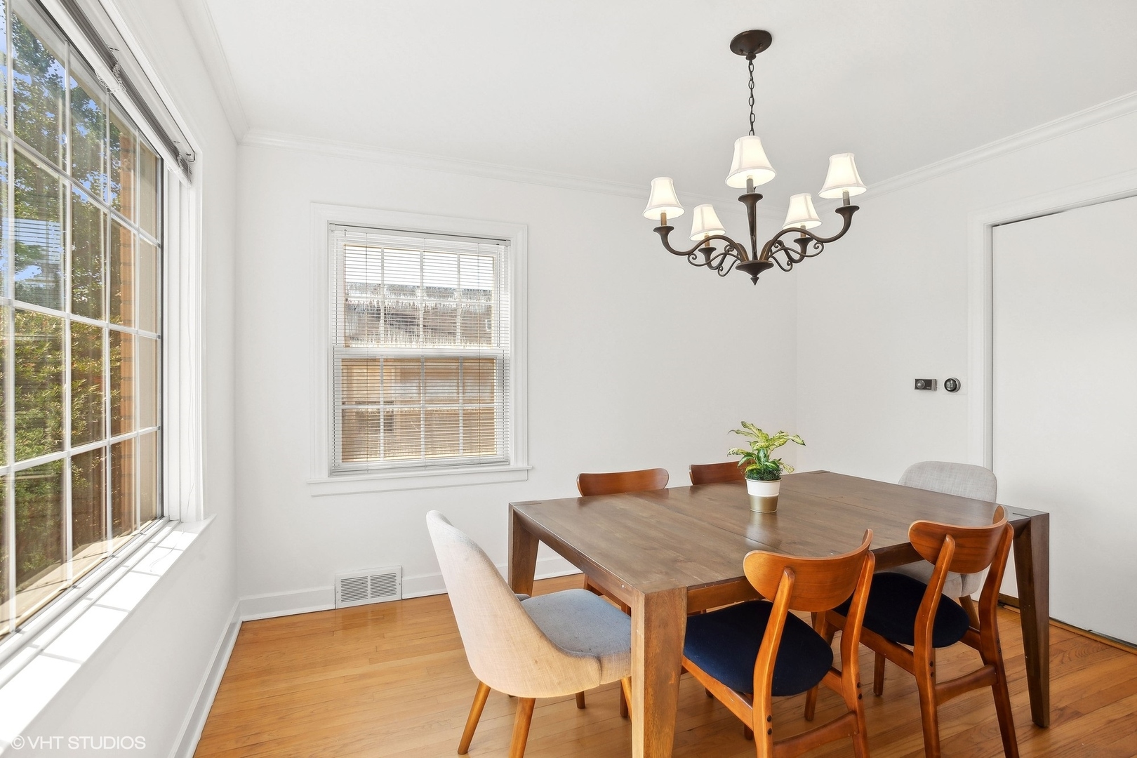 296 N Ridgeland Avenue