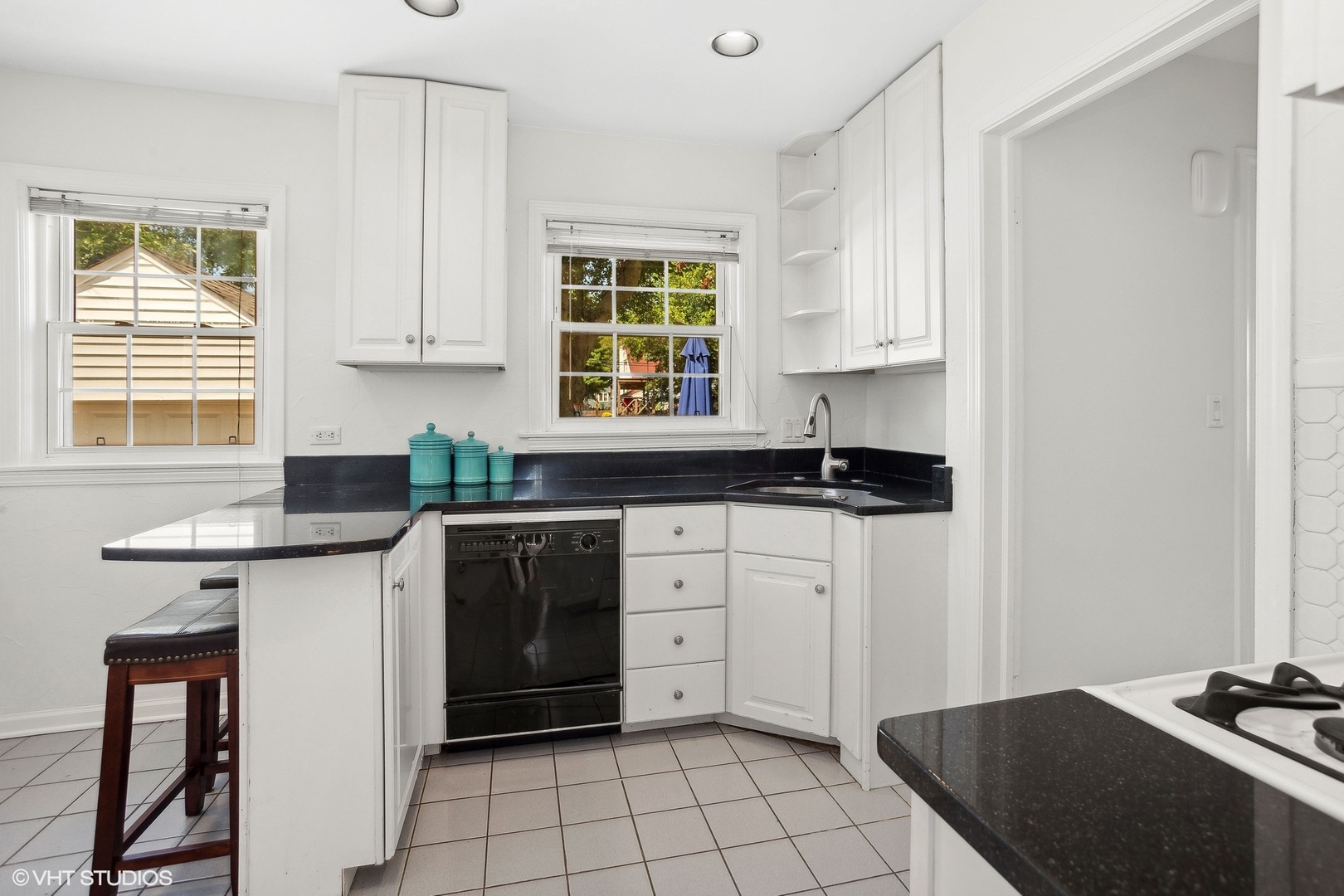 296 N Ridgeland Avenue