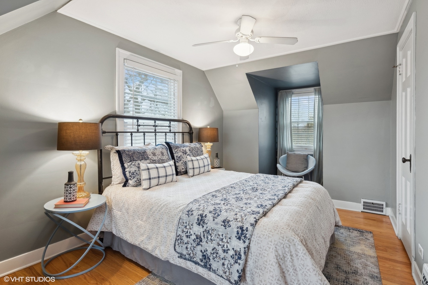 15 W Greenfield Avenue